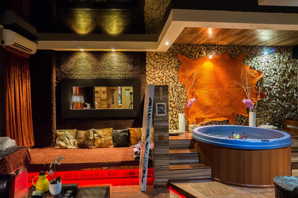 Зебра, м. Нижегородская