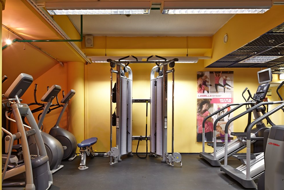 World Class Смоленский пассаж