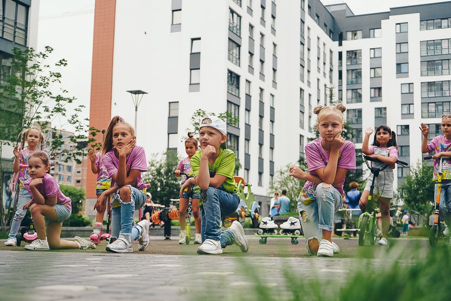 Prime Time Kids, левый берег