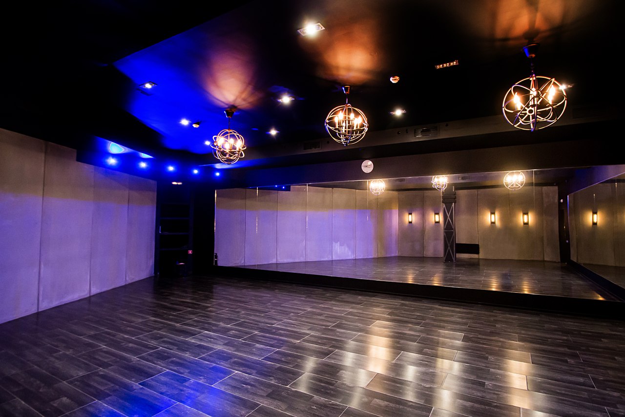 Model-357, м. Таганская