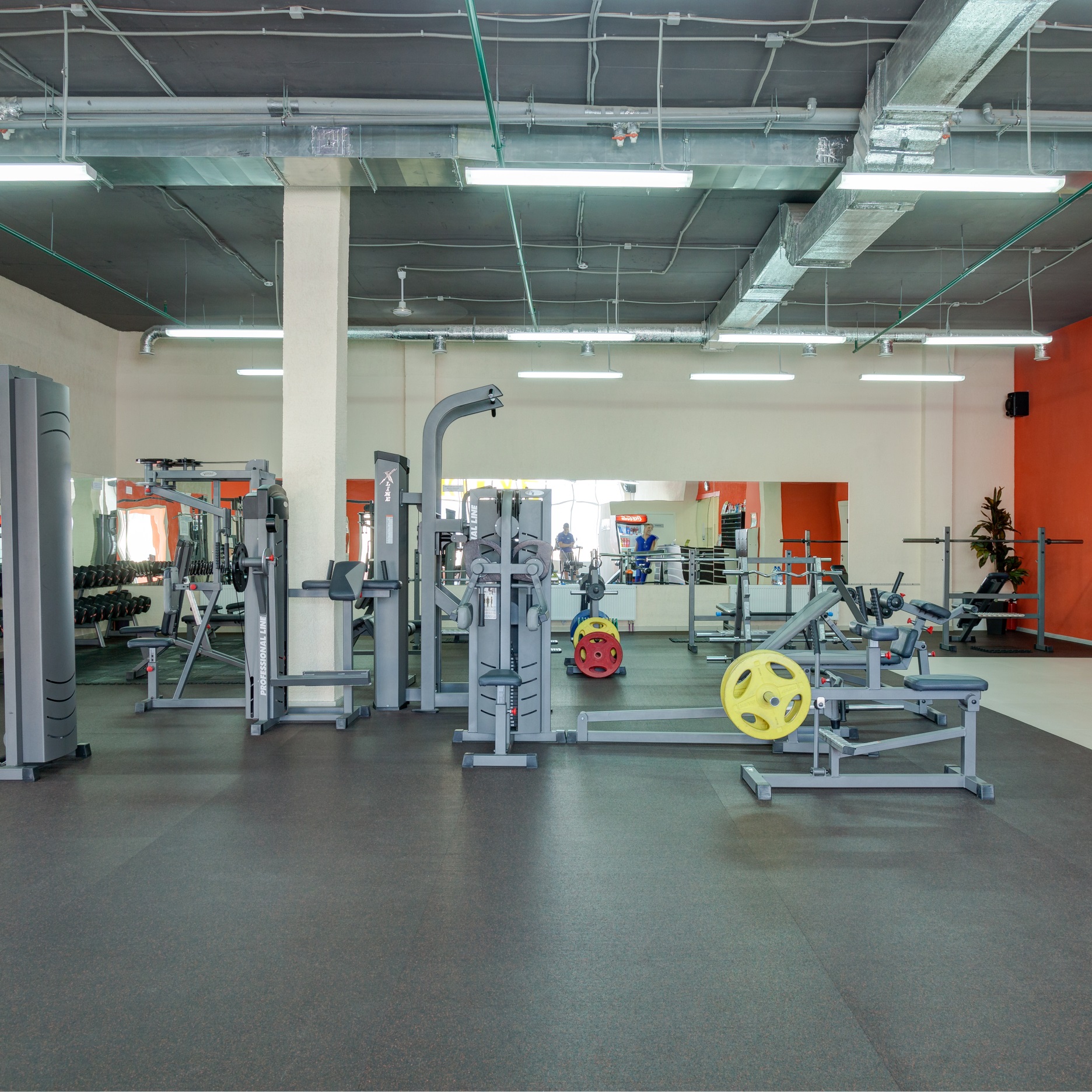 Фитнес Лэнд, м. Бабушкинская