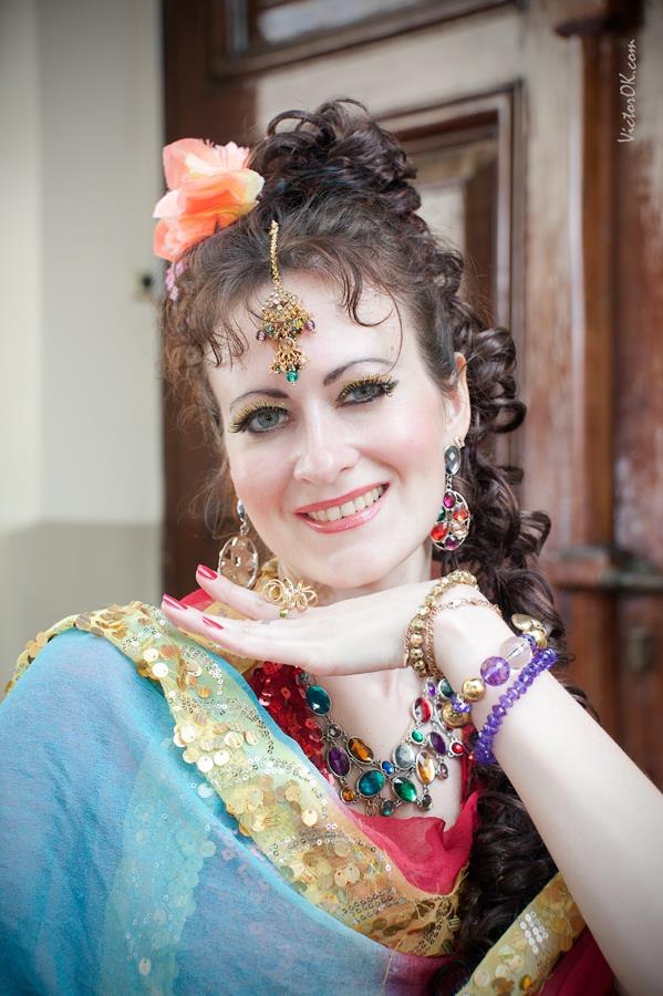 Школа индийского танца в стиле Болливуд