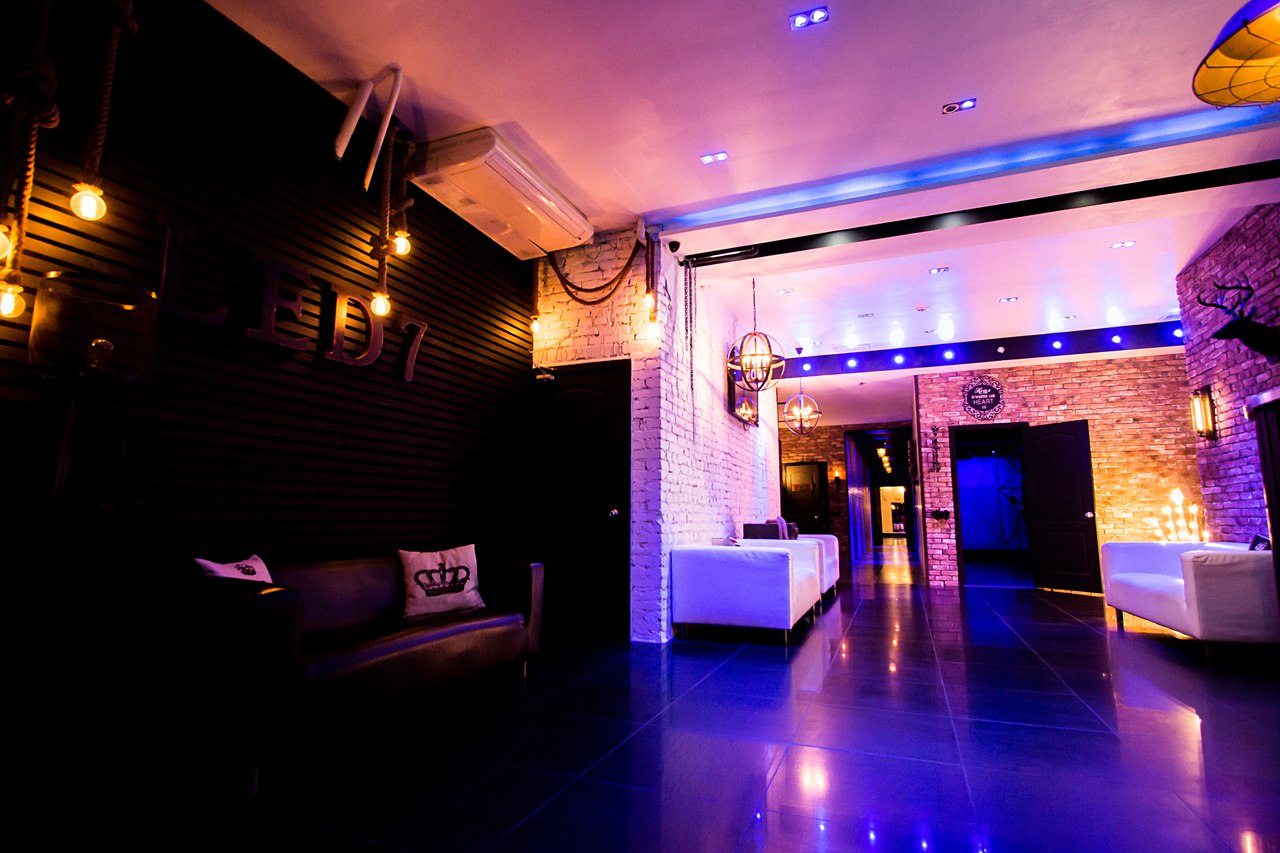 Model-357, м. Белорусская