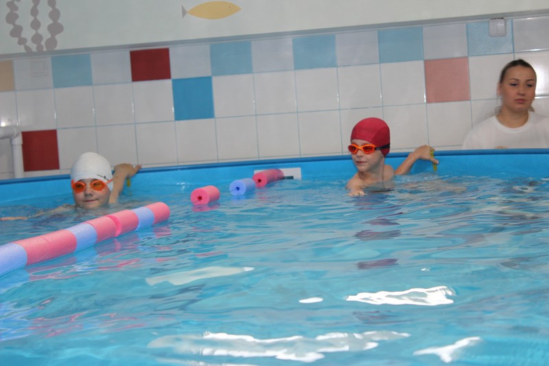 Веселый пингвин