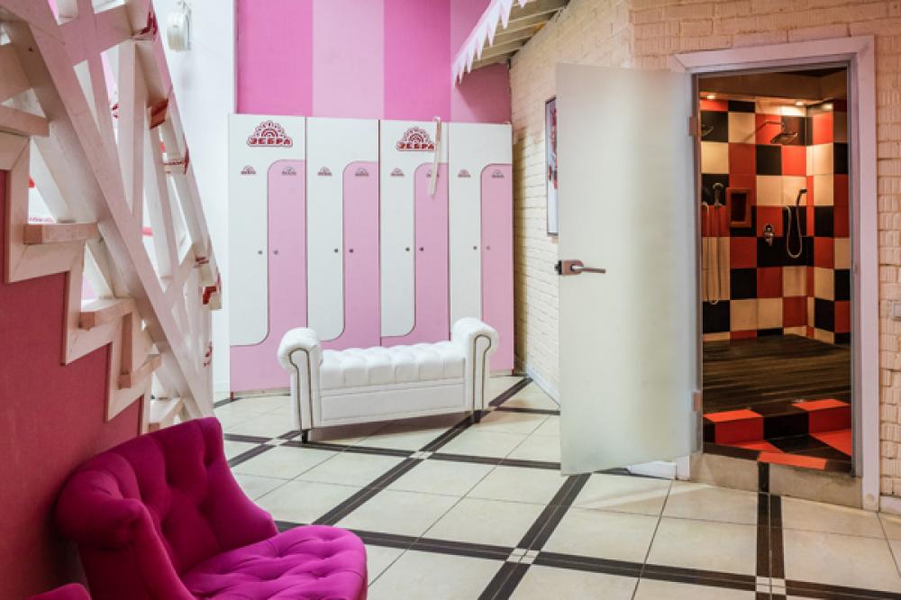 Зебра, м. Калужская