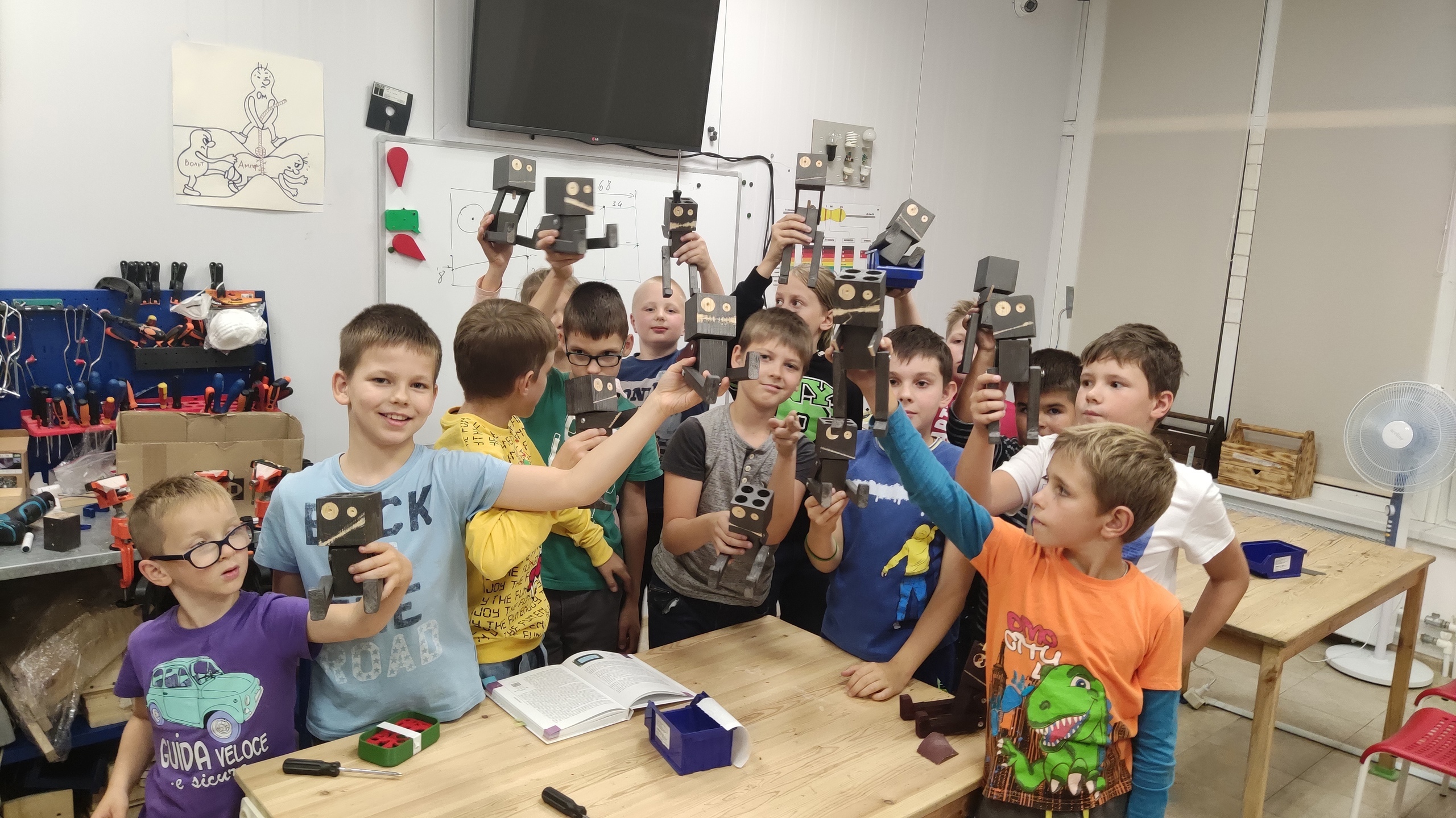 МегаВольт - детский инженерный клуб