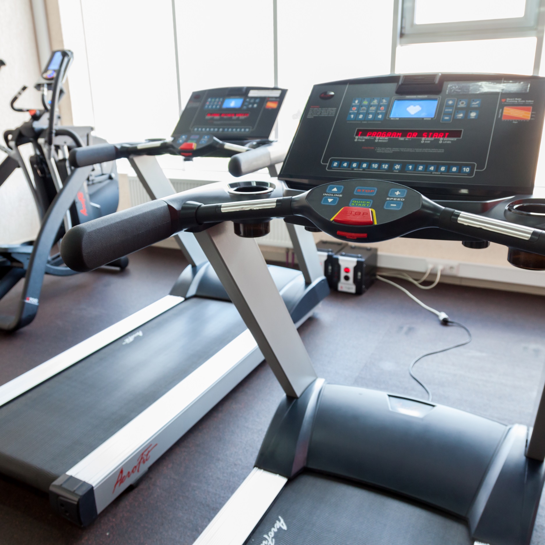 Фитнес Лэнд, м. Бабушкинская