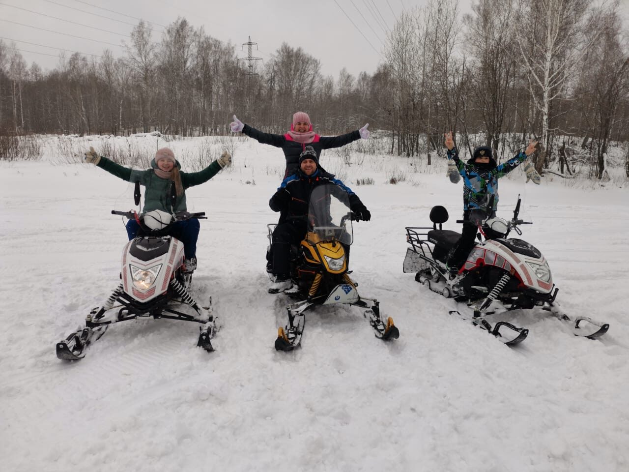 Прокат снегоходов