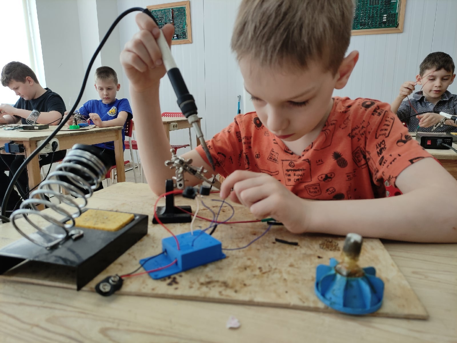 МегаВольт - детский инженерный клуб