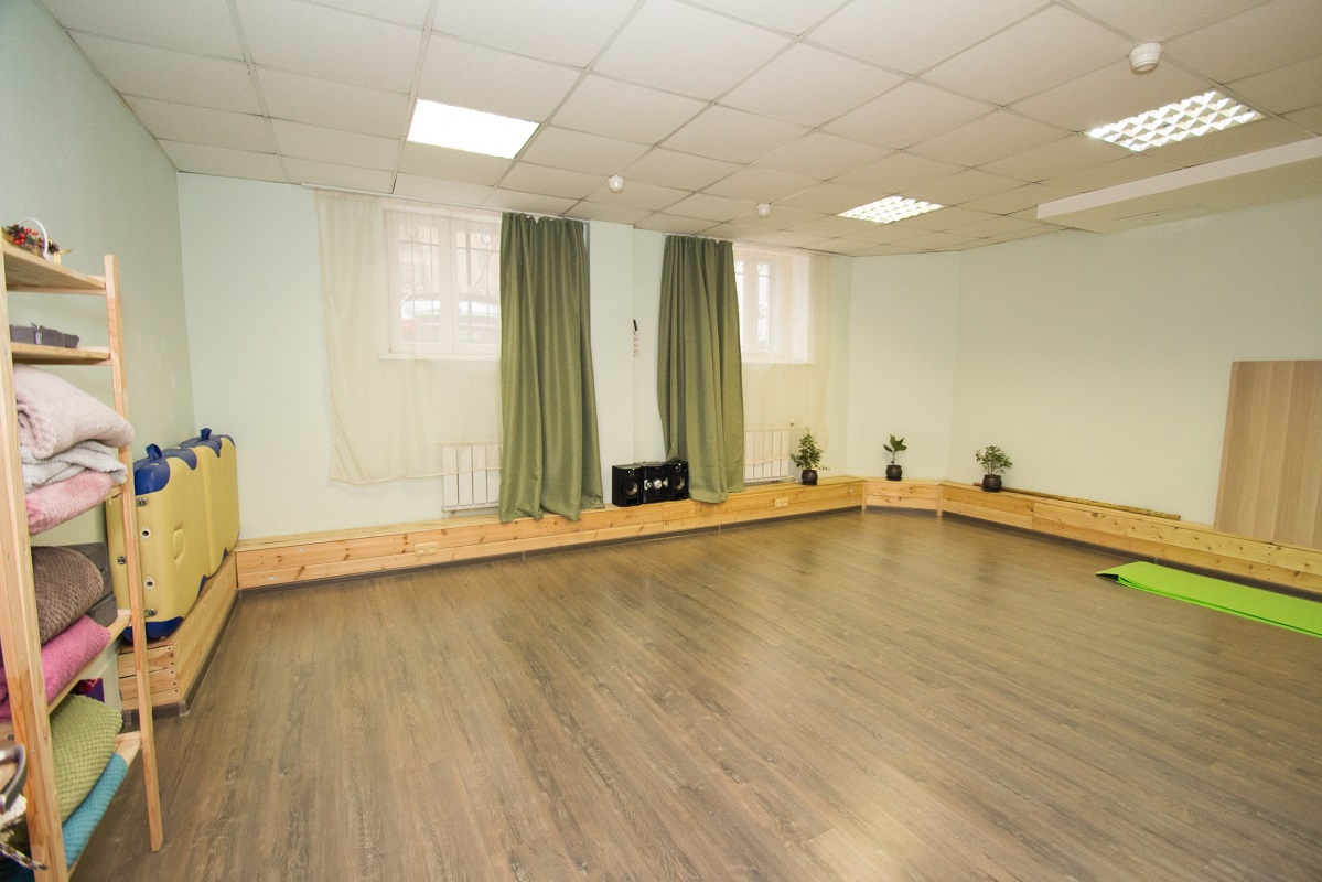 Колесо,  йога-клуб