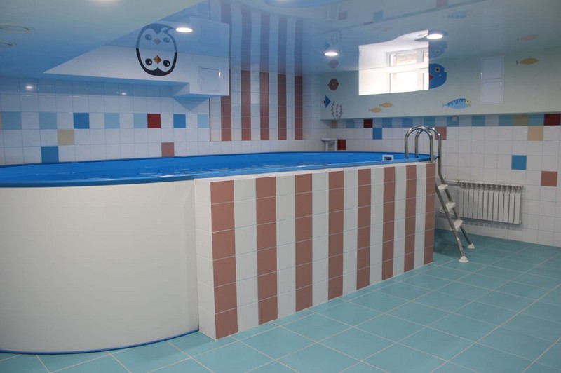 Веселый пингвин