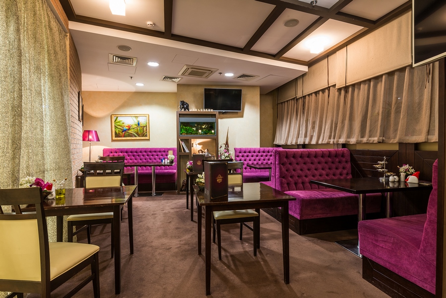 Dr.Loder, Академическая