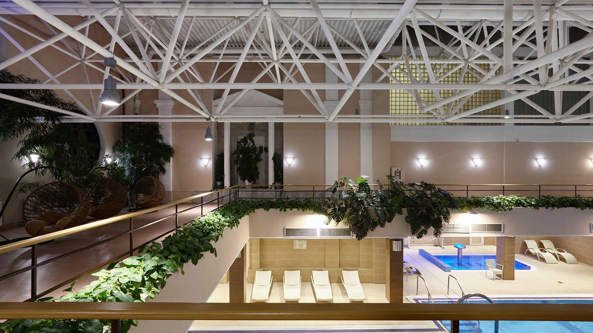 World Class Житная