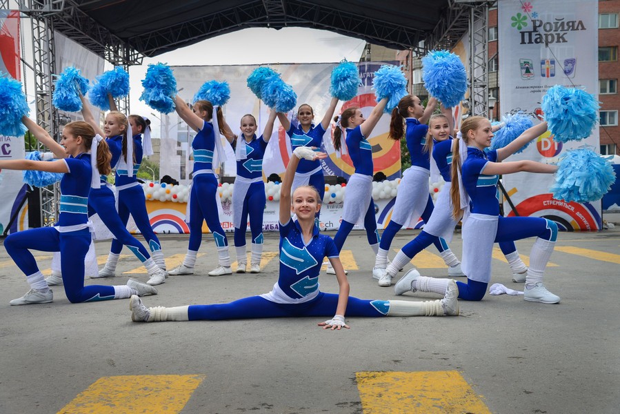 FLEXX show corporation, пр. Строителей