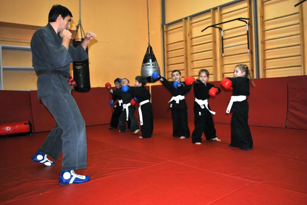 Ястреб, м. Марьина Роща