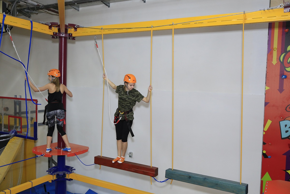 Небо, батутный парк, м. Сокол