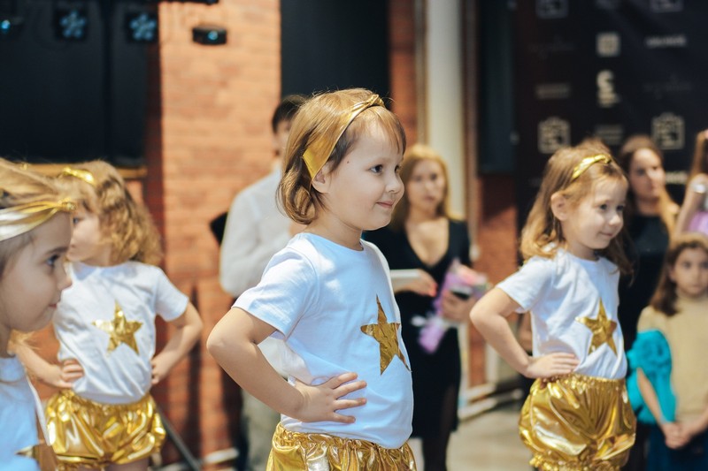 Порхай, Европейский берег