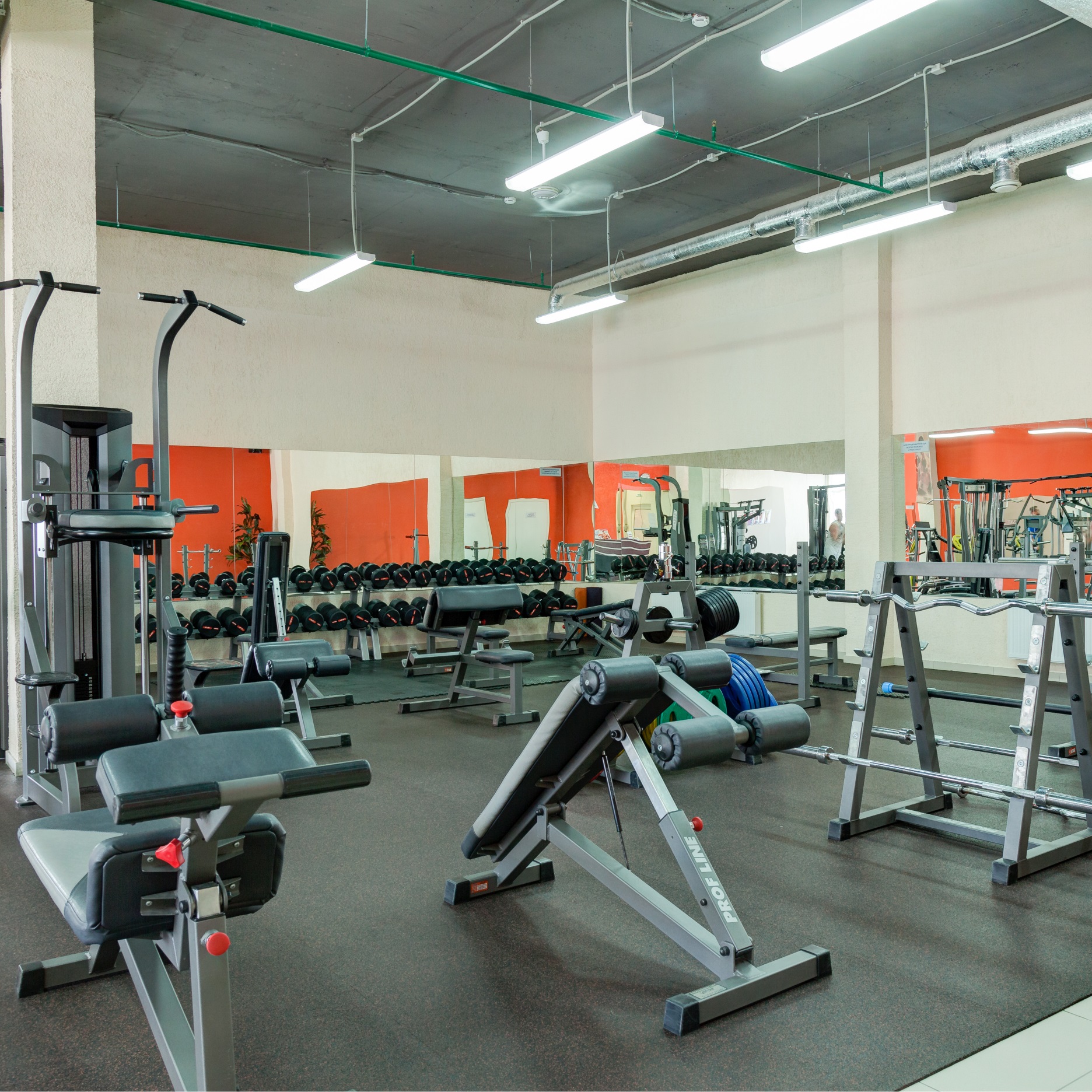 Фитнес Лэнд, м. Бабушкинская