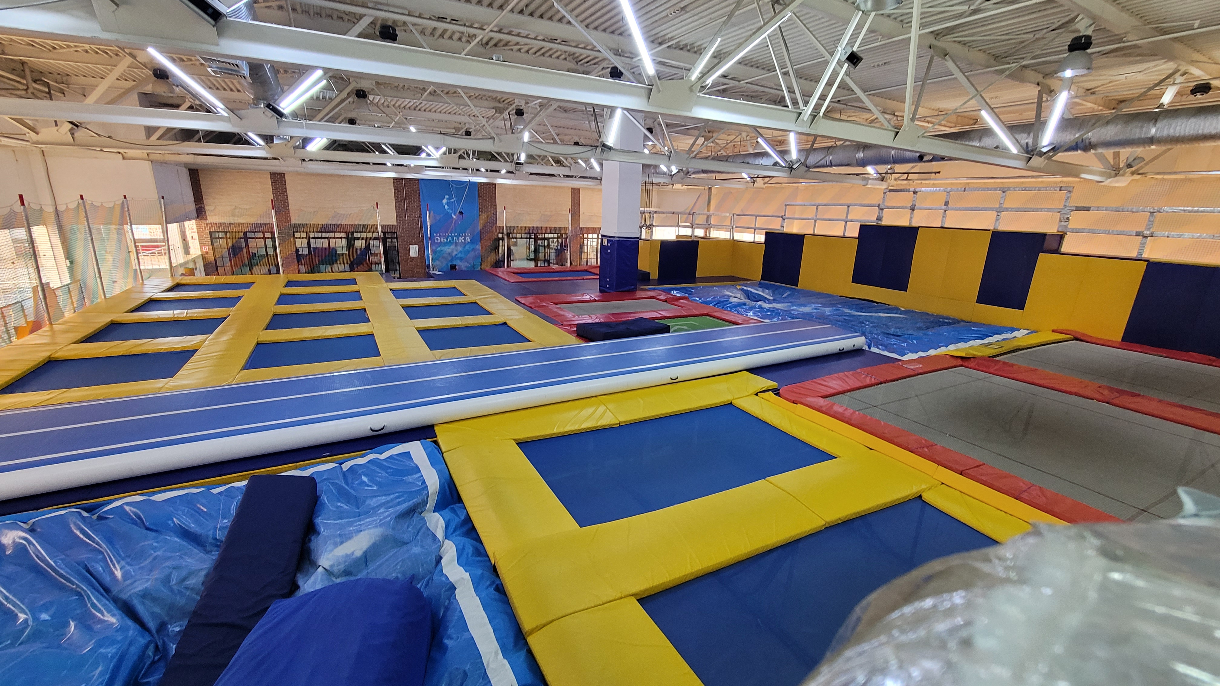 Батутный парк «Облака»