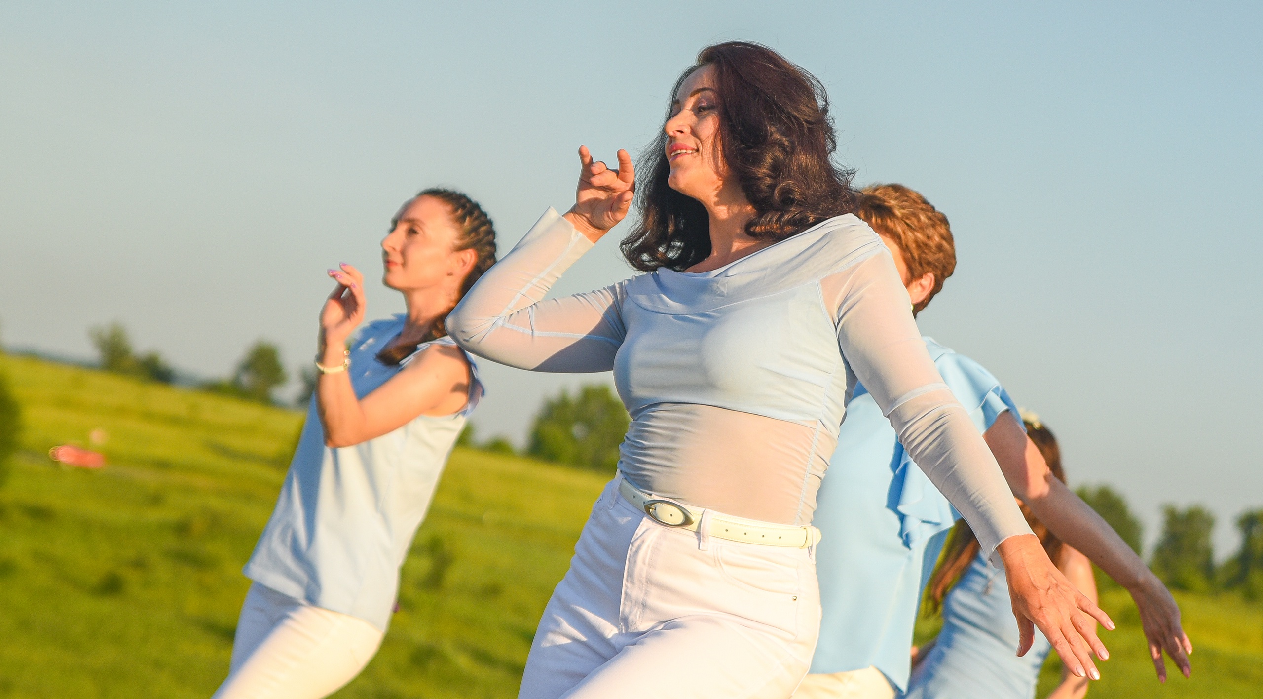 "Лайт" студия танцев и бережного фитнеса в Новокузнецке