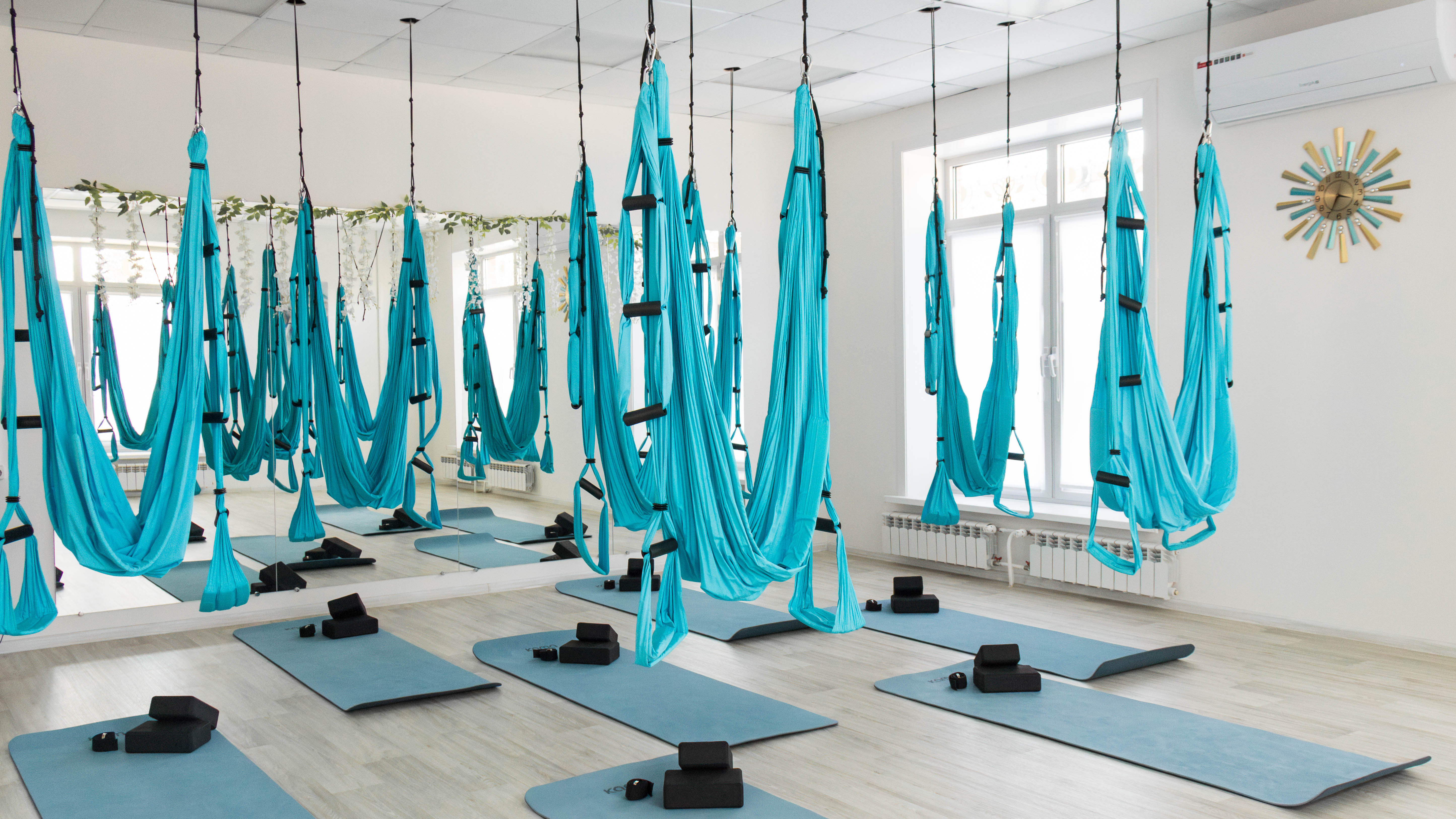 Студия fly-йоги "Гармония"