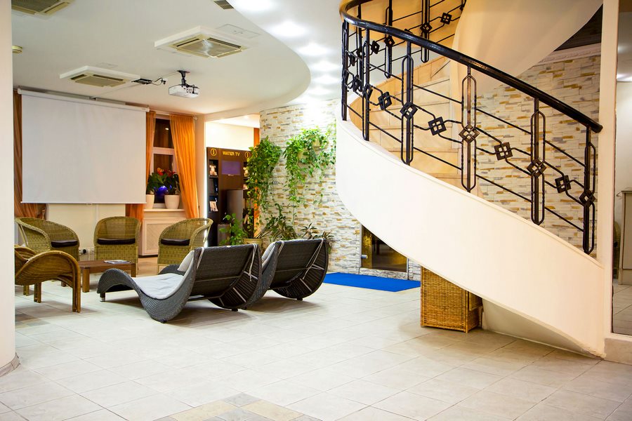 Dr.Loder, Остоженка