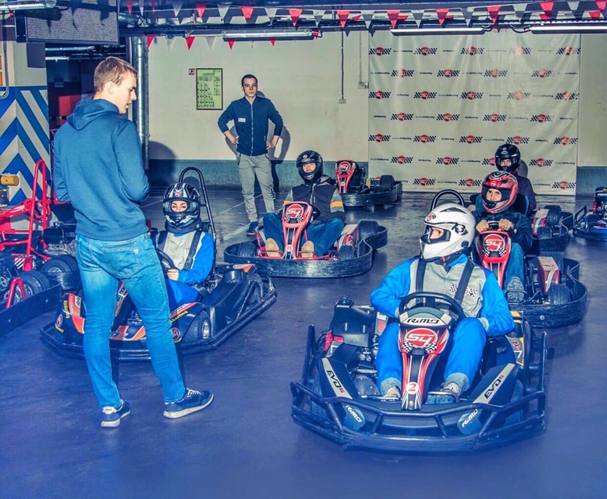 К54, ТРЦ Галерея