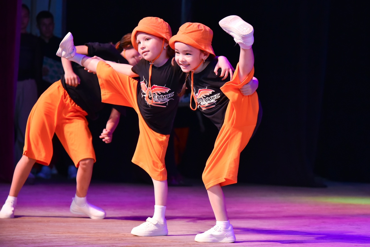 Образцовая школа современного танца «Феникс»