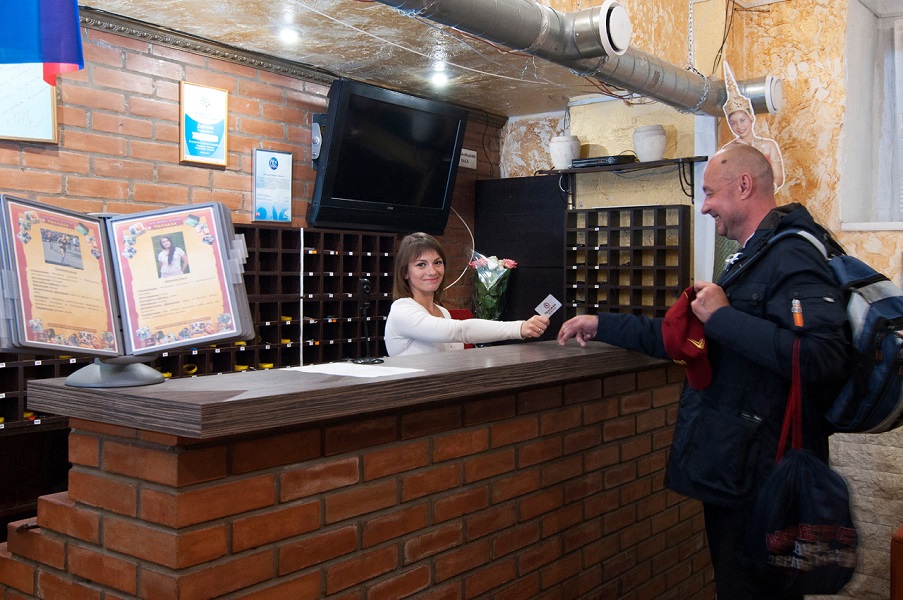 Паллада, м. Октябрьское поле