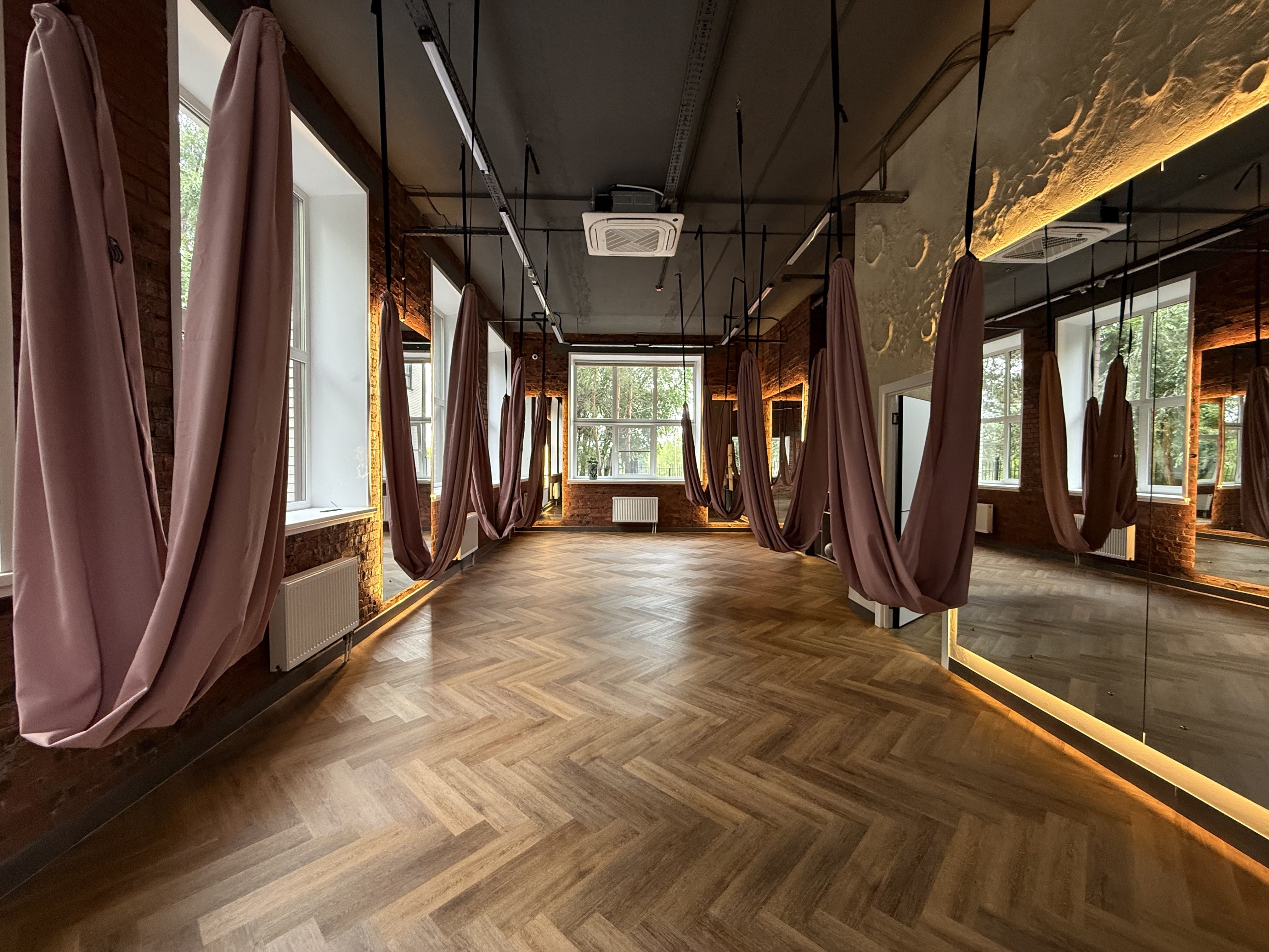 MOON | Студия йоги