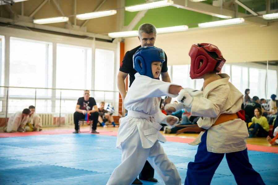 Белые тигры, ул. Дуси Ковальчук