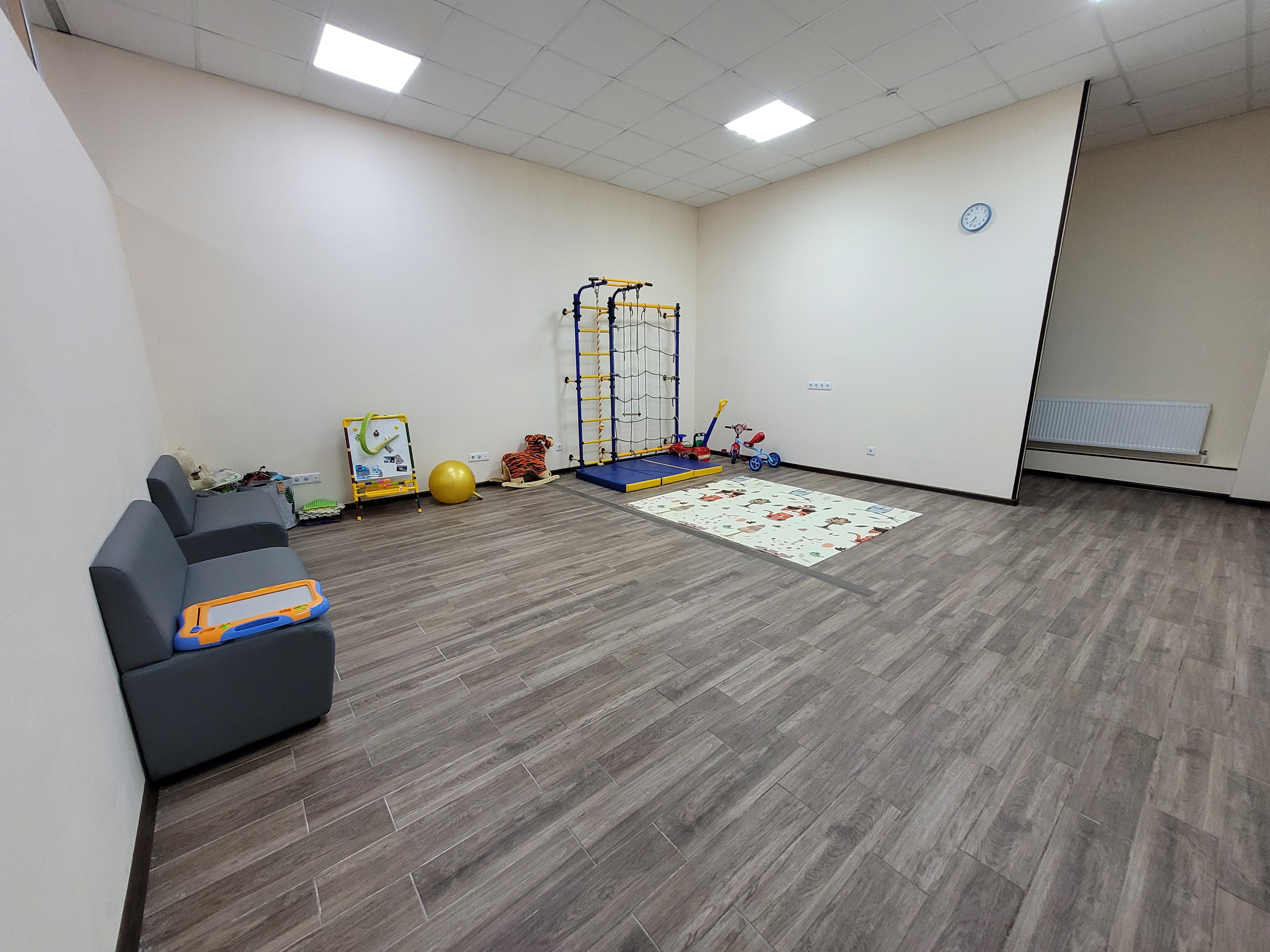 Детский бассейн "Акуленок"