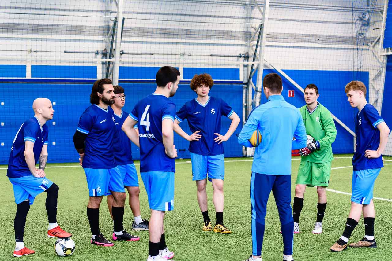 Футбольная школа для взрослых "М5"