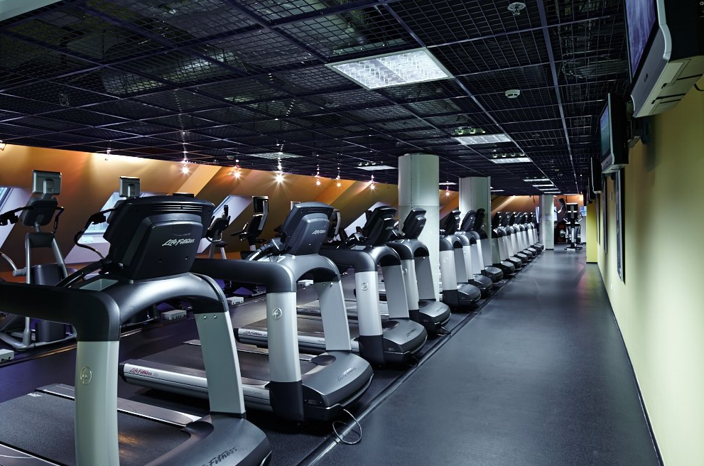 World Class Смоленский пассаж