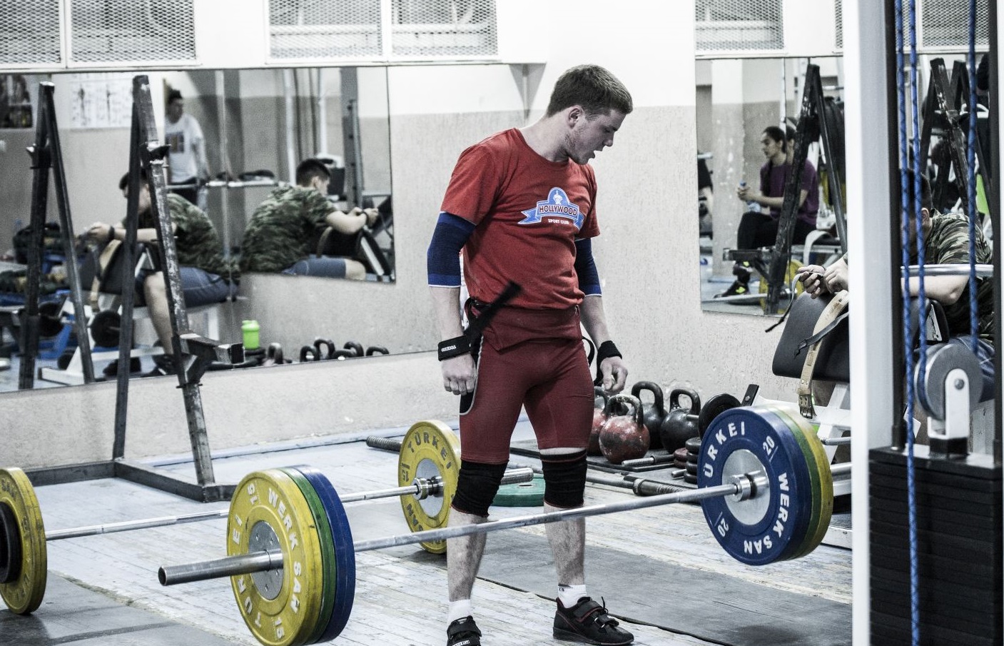 Голливуд, ул. Союза Молодежи