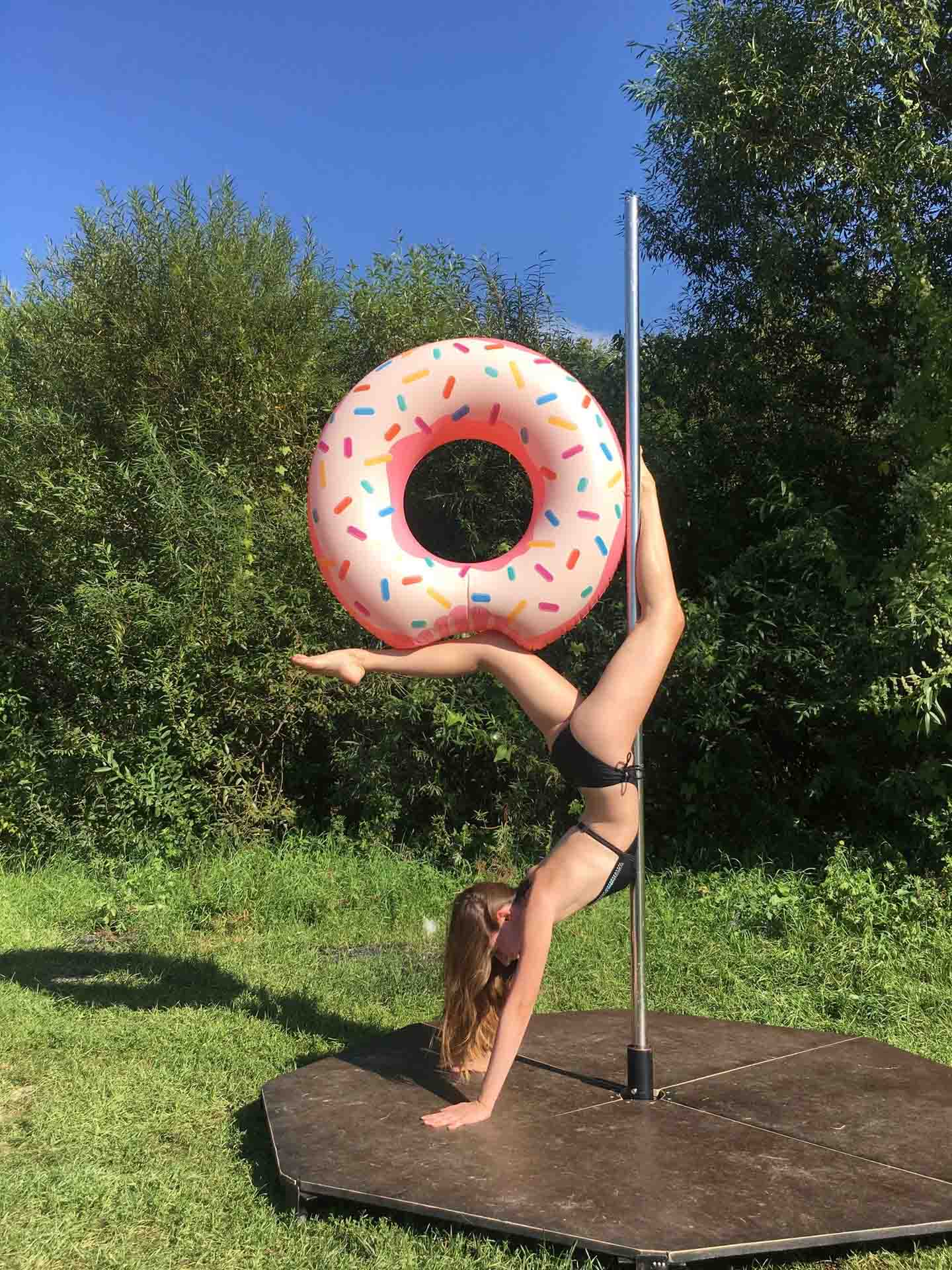 Elegant Pole Dance Kursk