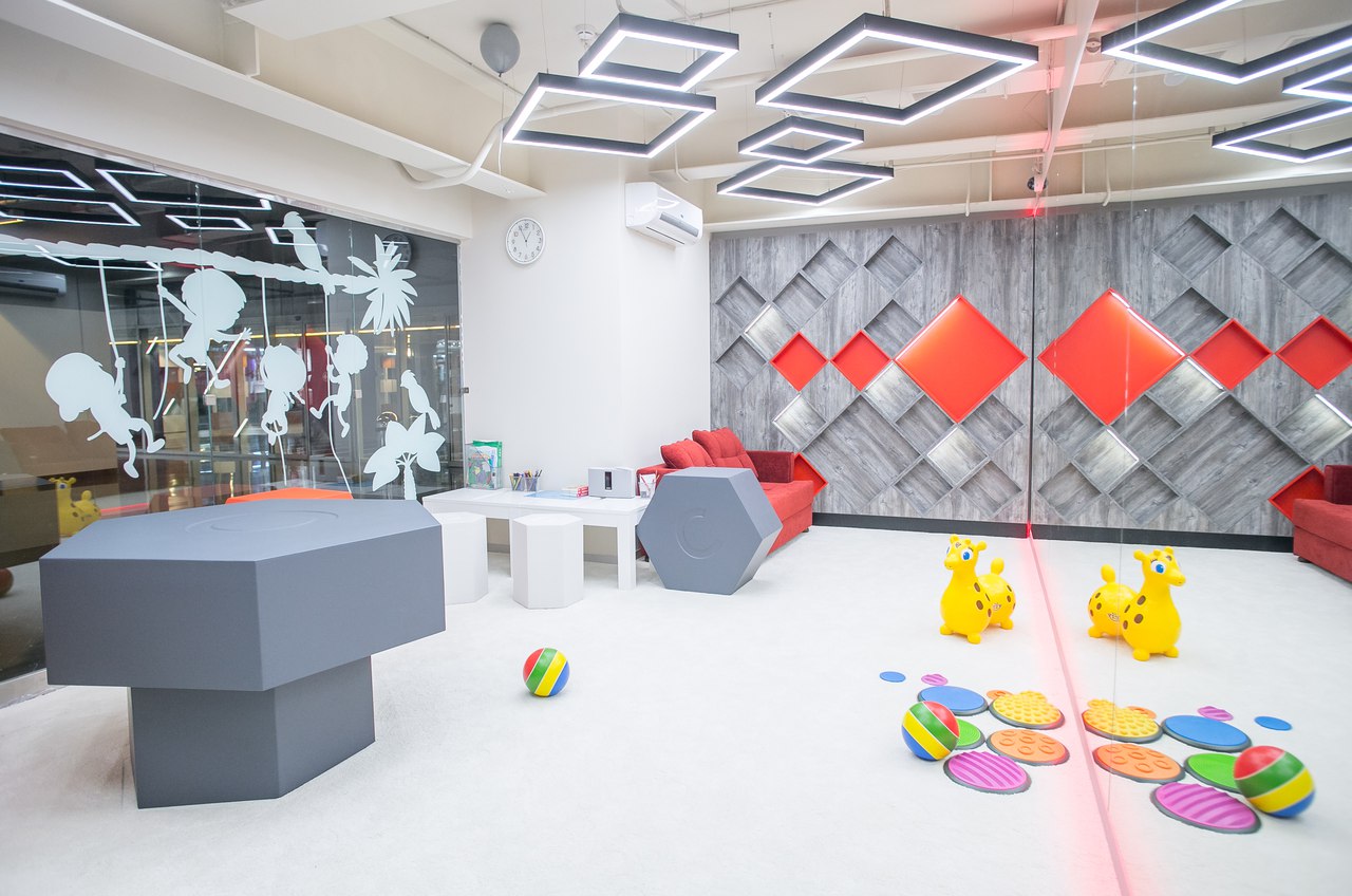 Crocus Fitness Первый