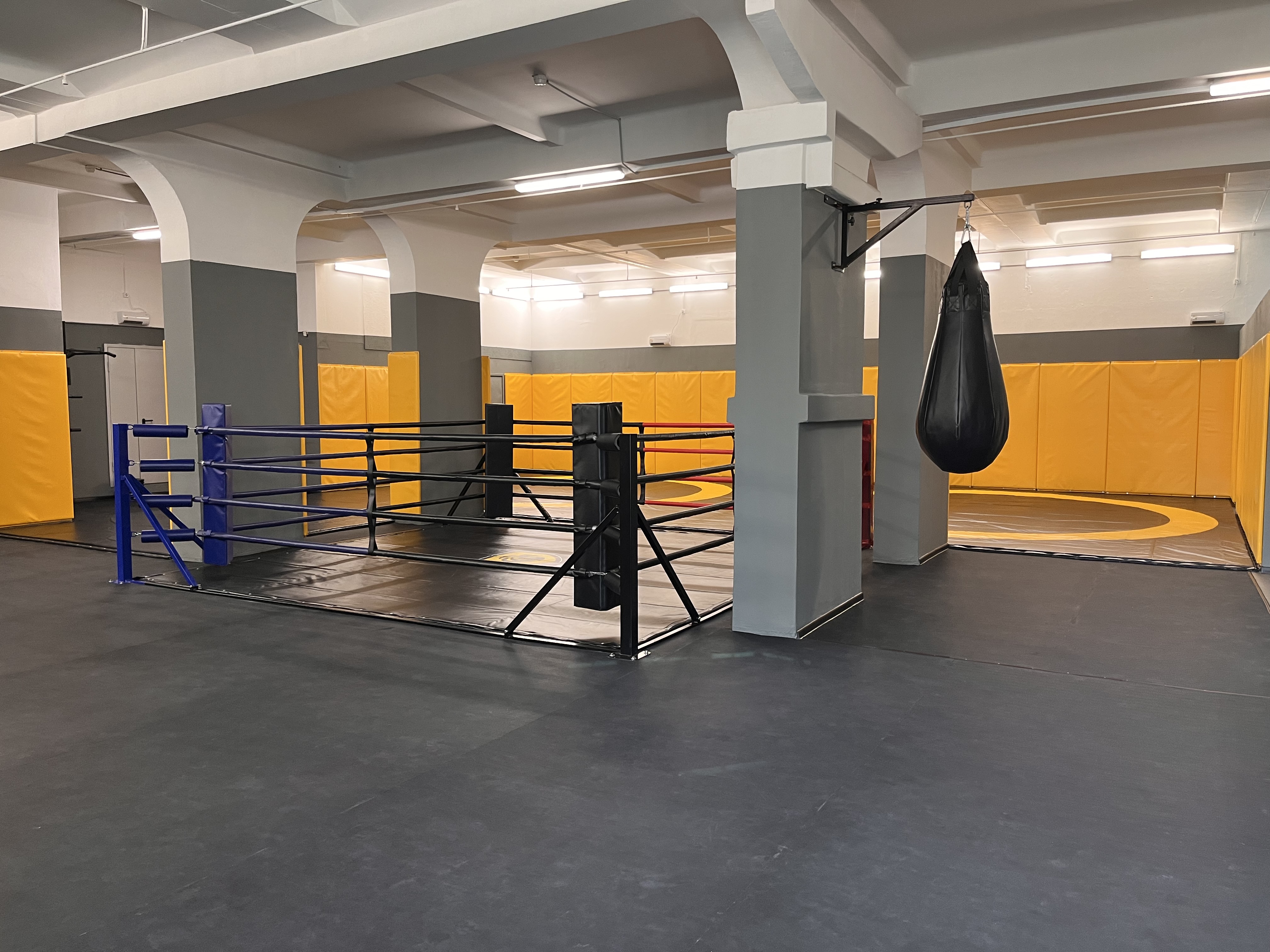 Мир единоборств (Старокачаловская 1Д)