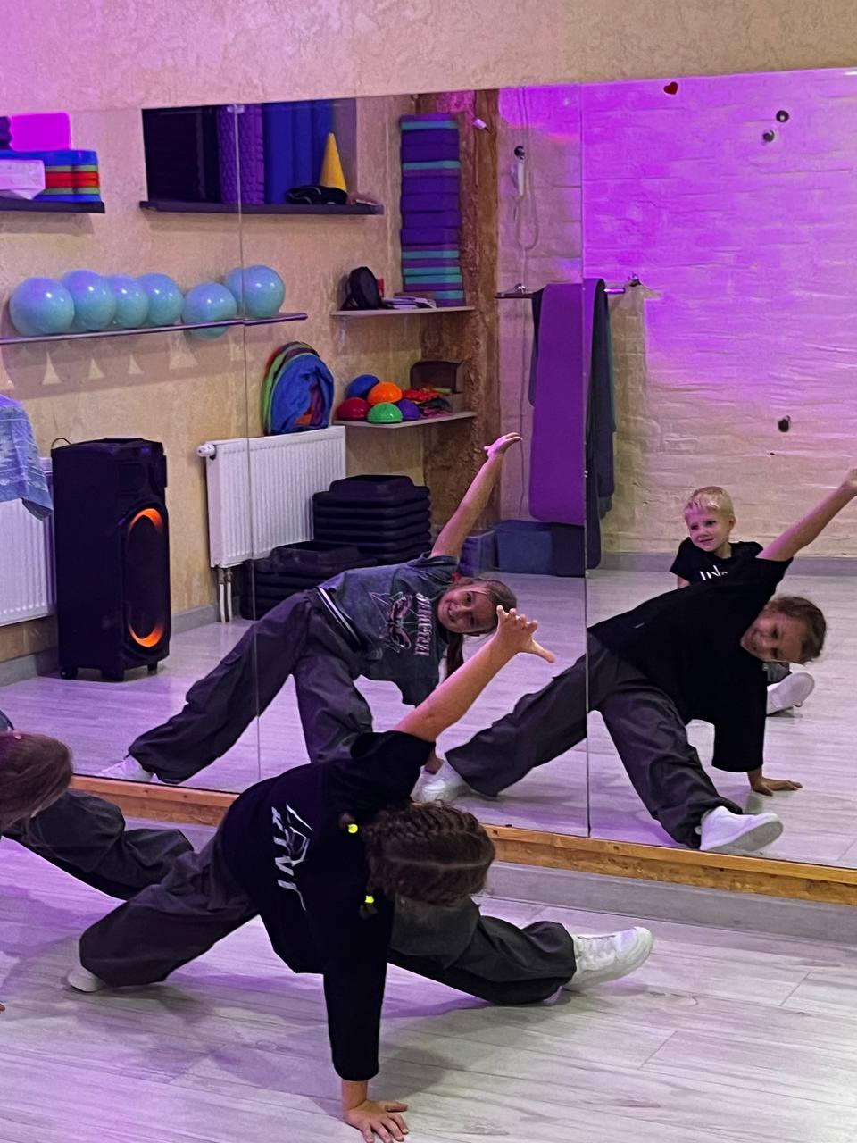 Dance fit studio & Power Gym Family