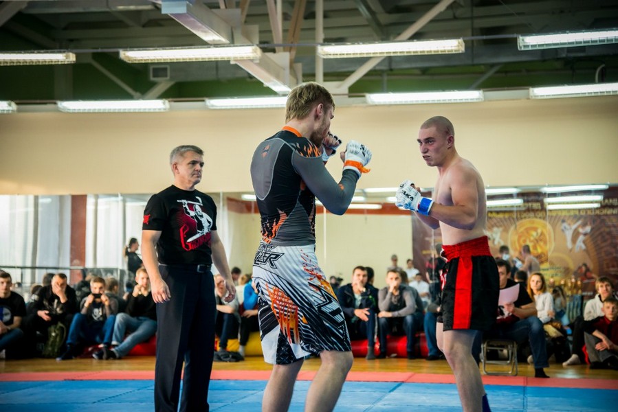 Белые тигры, ул. Дуси Ковальчук