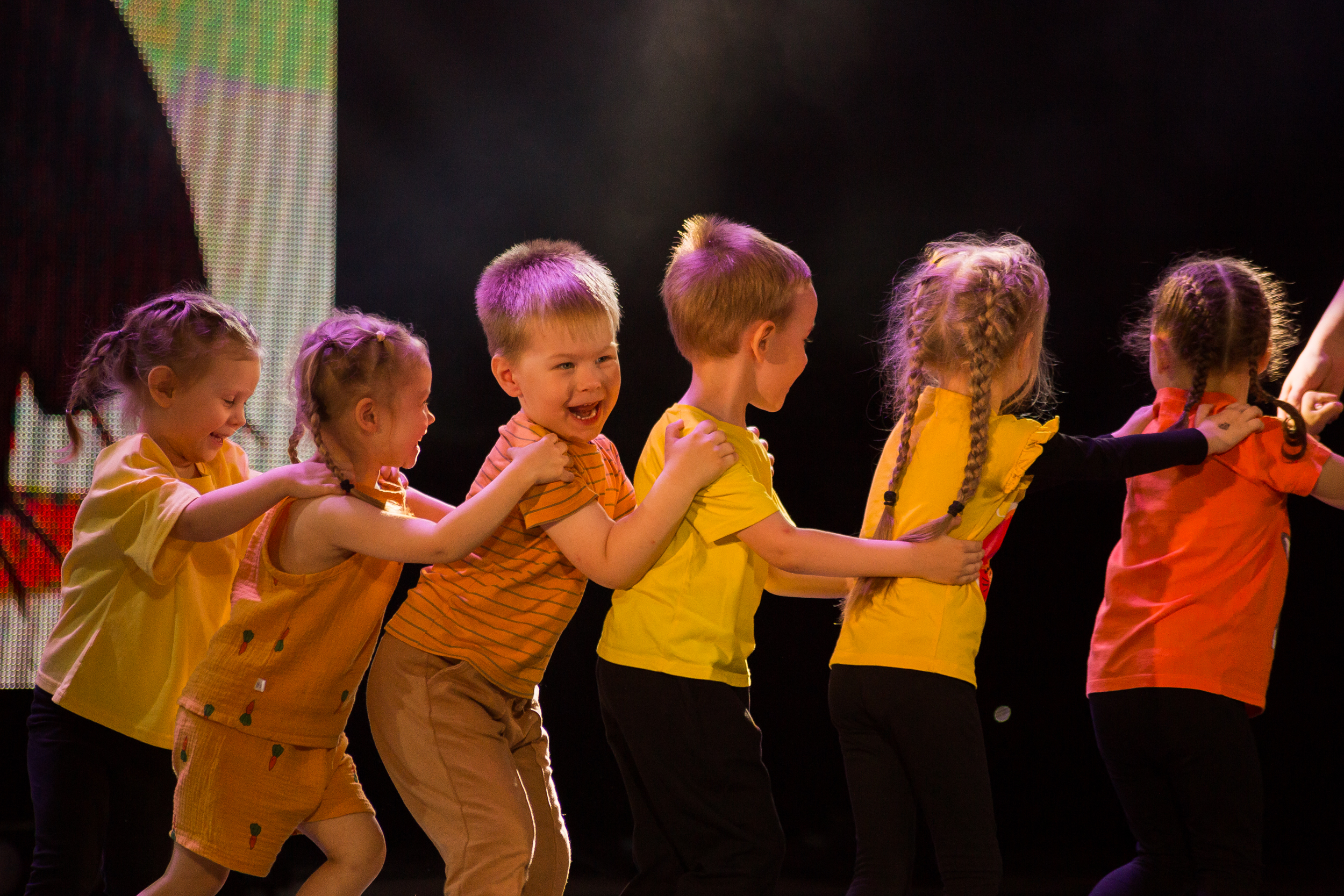 Студия танцев и спорта Мистер МО (ул. Уральская 1)