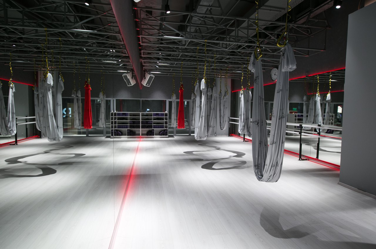 Crocus Fitness Первый