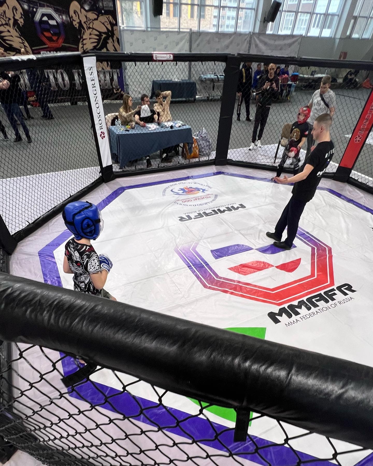 ЛЮДИ ЧЕСТИ - клуб единоборств