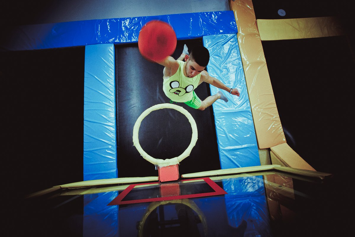 Небо, батутный парк, м. Сокол