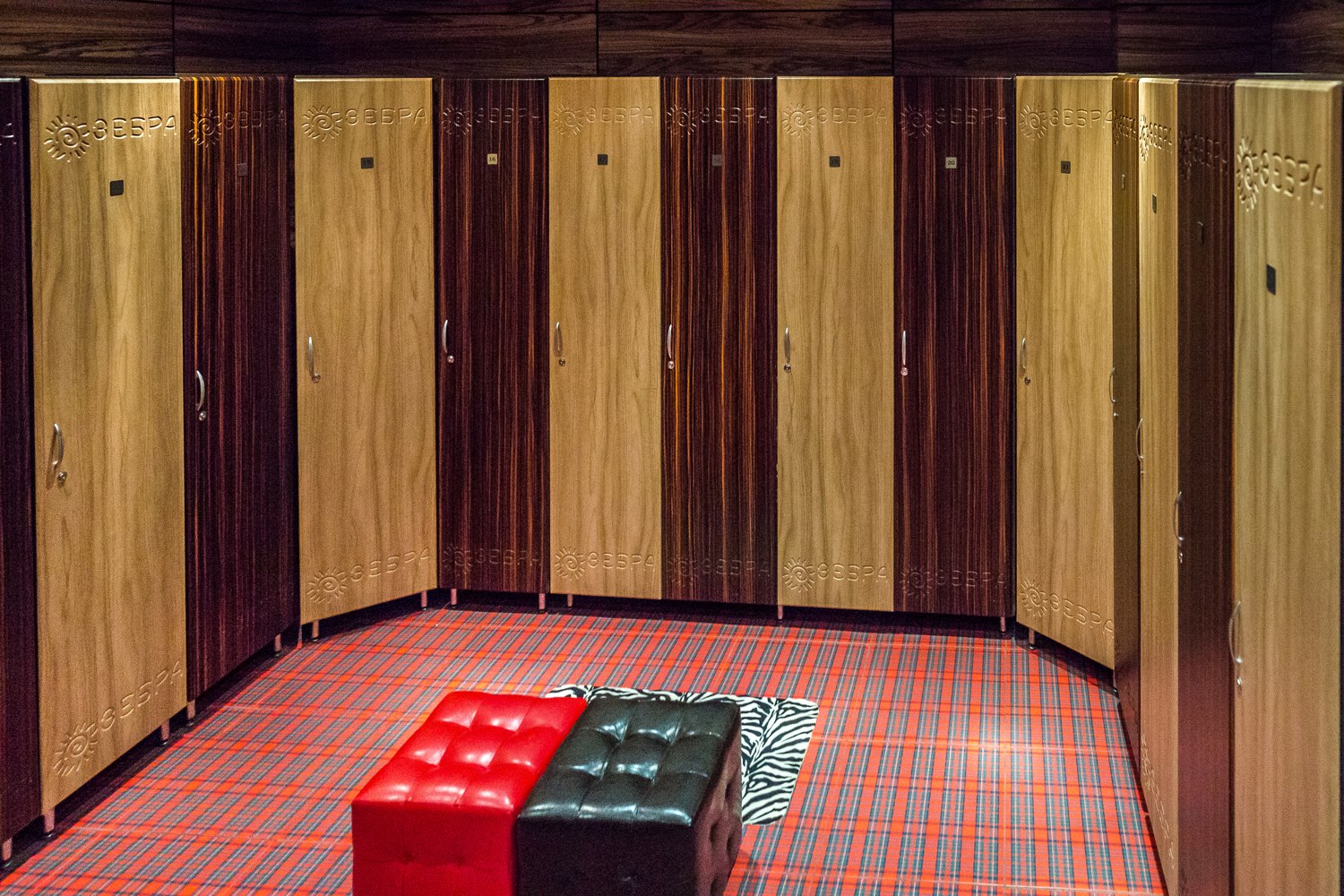 Зебра, м. Речной вокзал