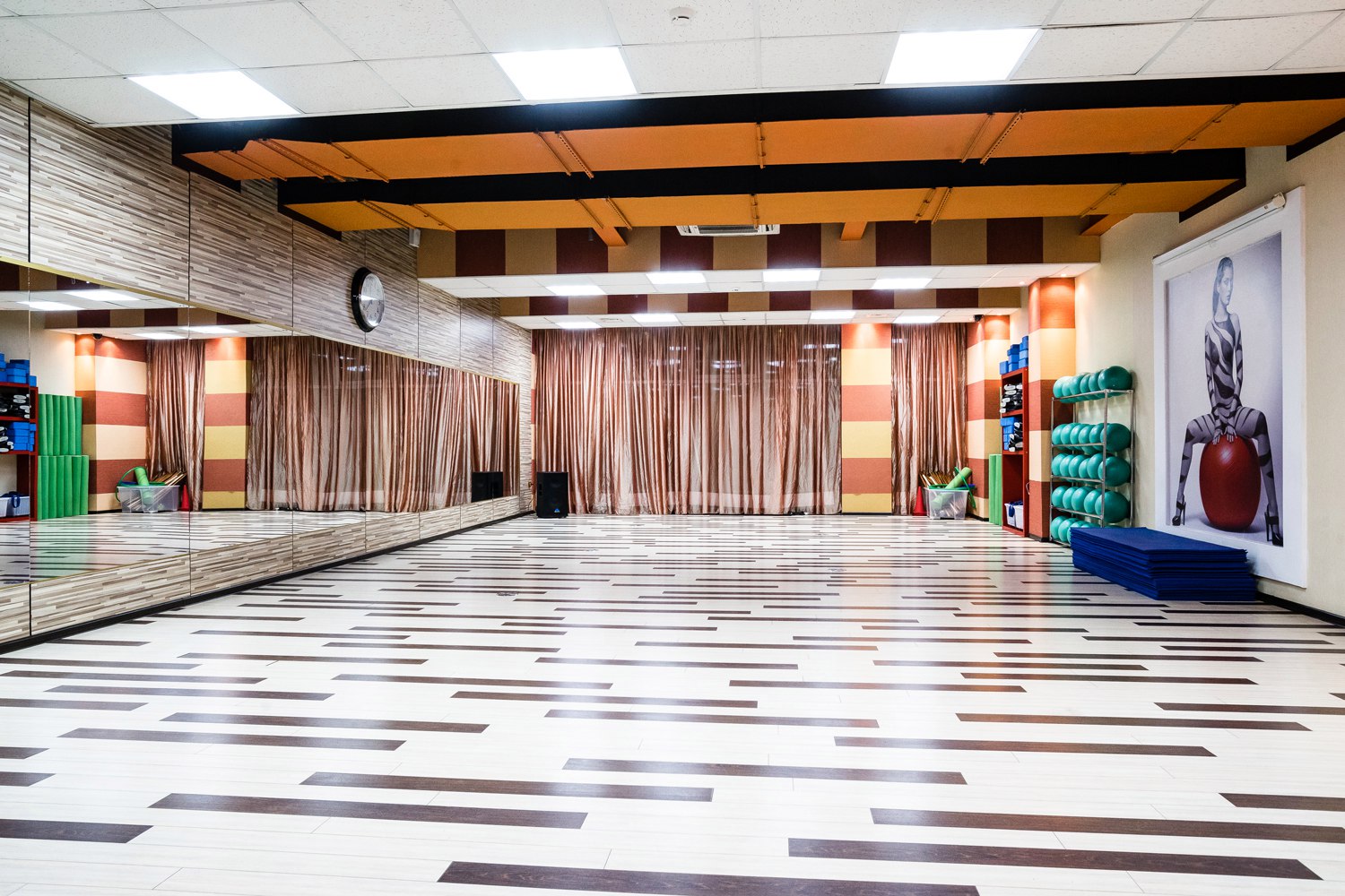 Зебра, м. Автозаводская