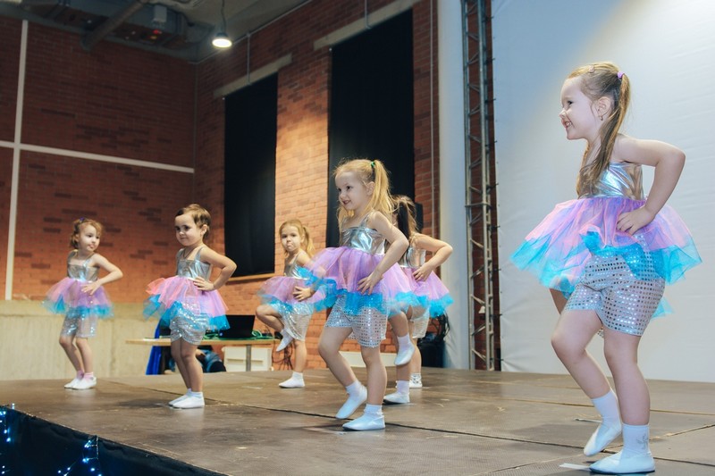 Порхай, Европейский берег