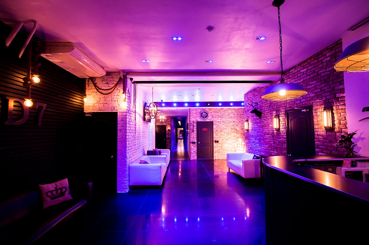 Model-357, м. Белорусская