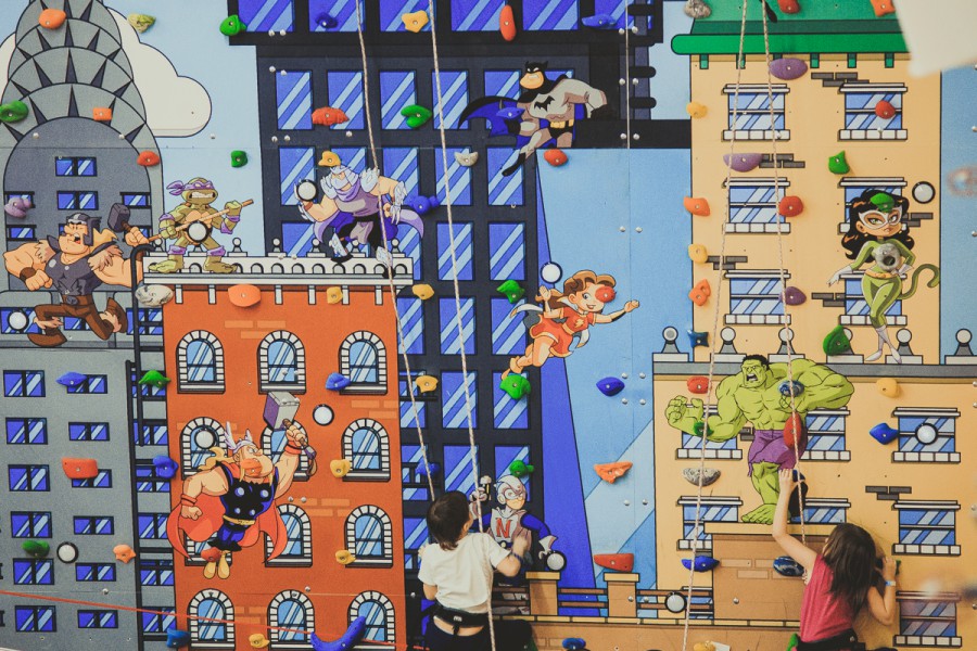 Небо, батутный парк на Севастопольском