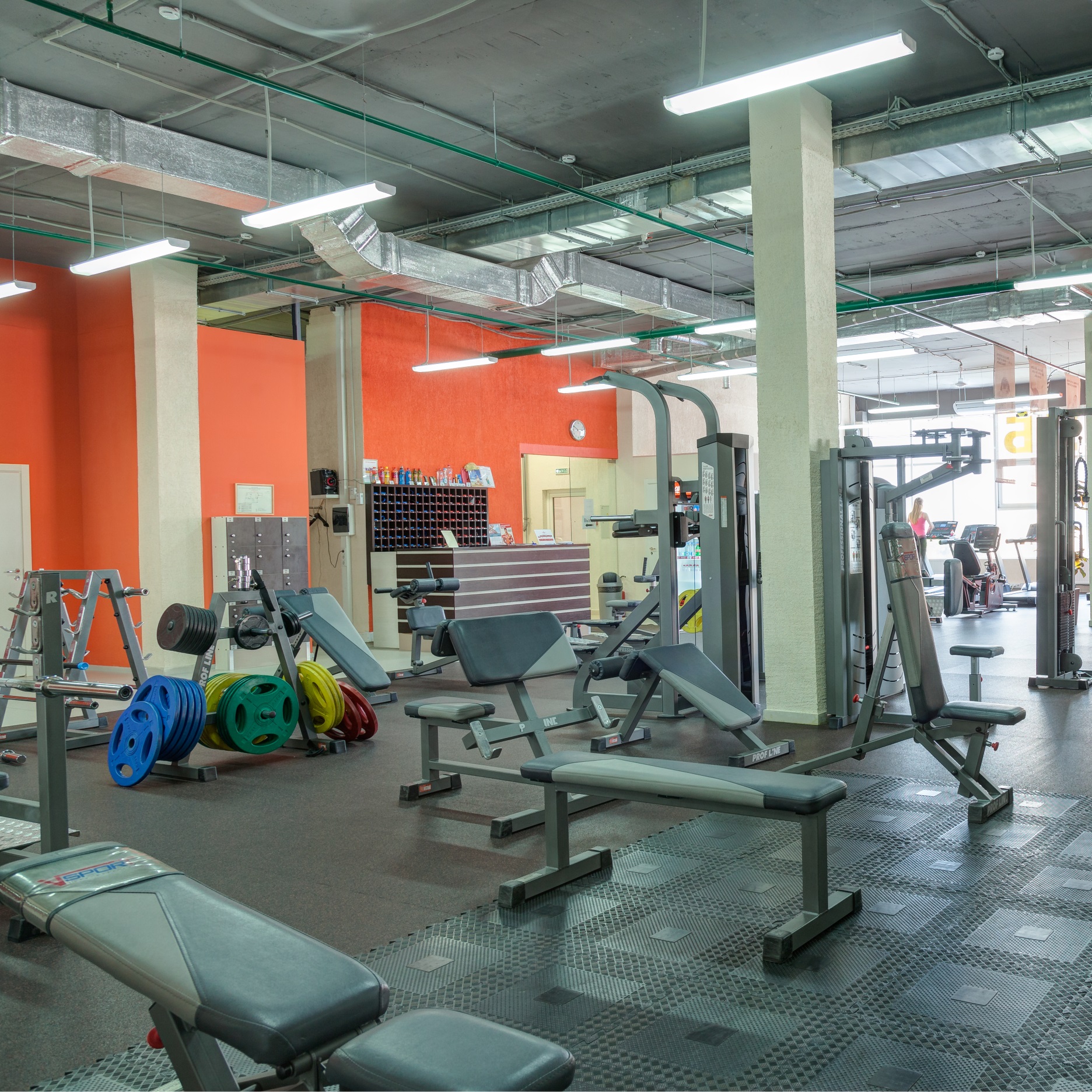 Фитнес Лэнд, м. Бабушкинская